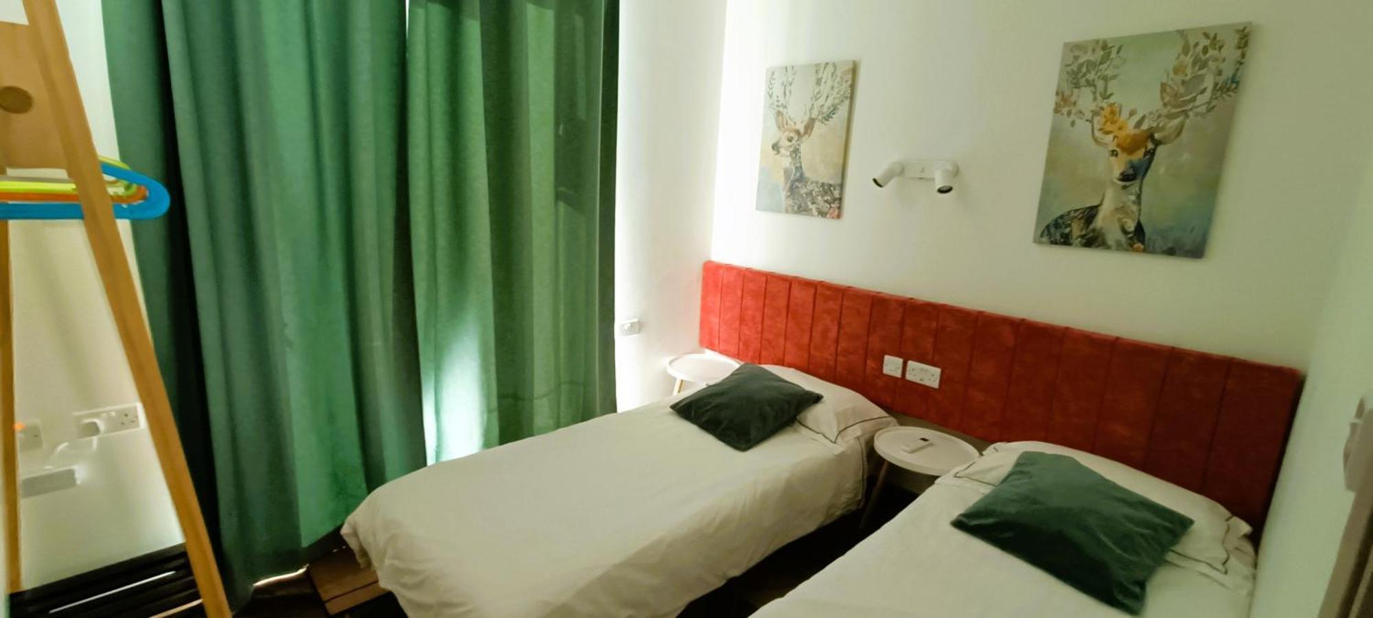 Two Bedroom Loft With Outdoor Area, Served With Lift Apartment