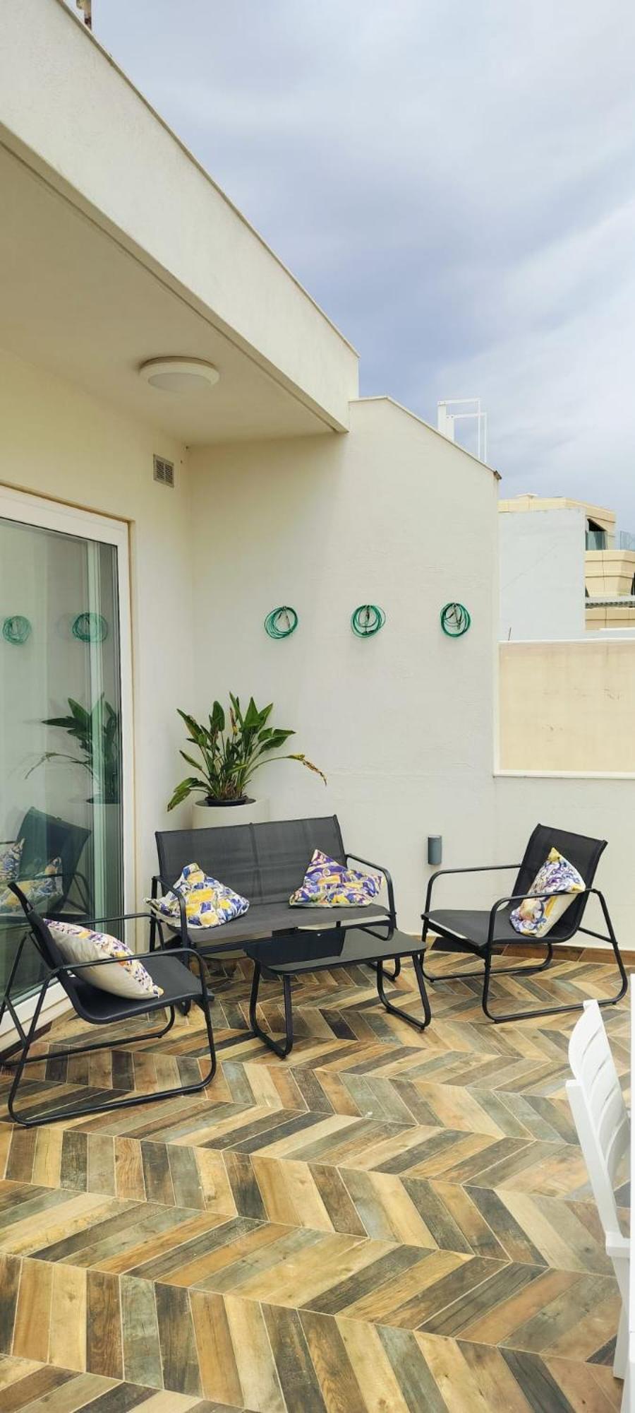 Two Bedroom Loft With Outdoor Area, Served With Lift